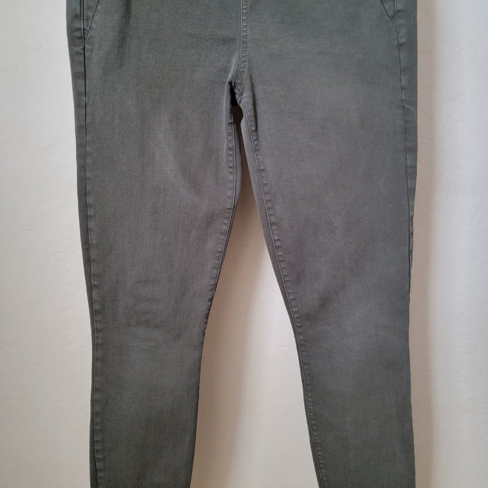 GAP 1969 Resolution Pull On Green Legging - Picture 4 of 14